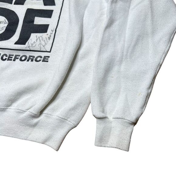 Vintage 80s LA Dance Force Signed sweatshirt Medium - Picture 3 of 10